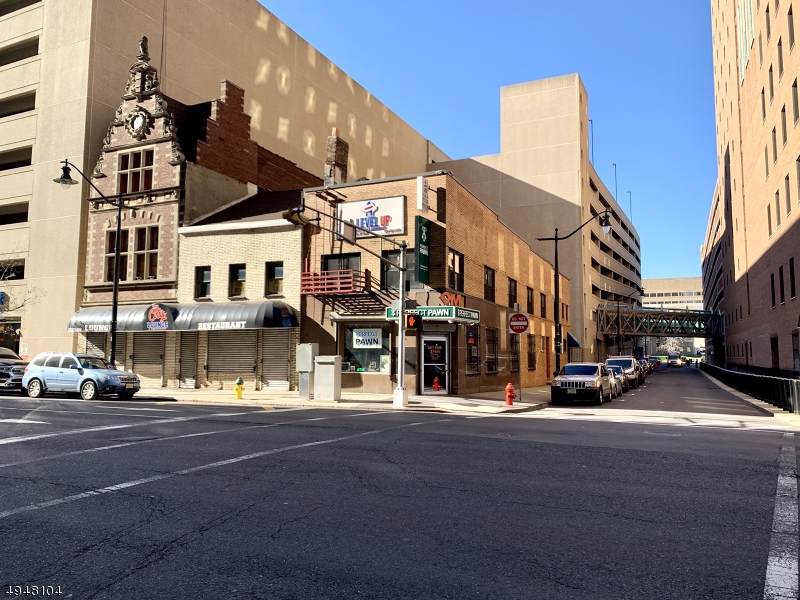 221 Washington St - Photo 1