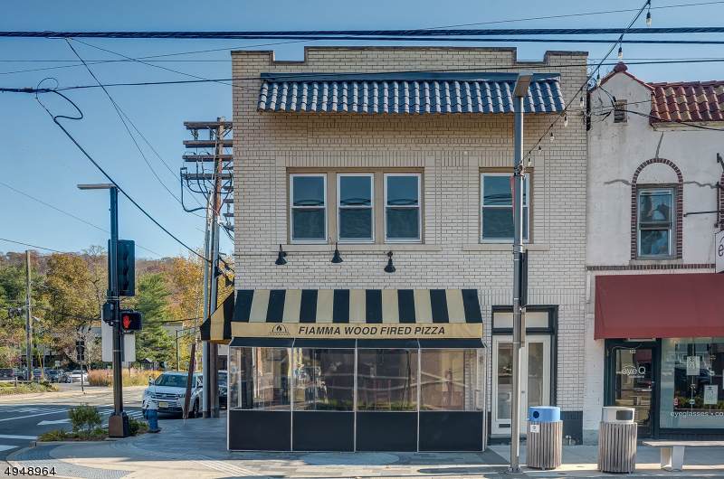 34 Main St, Apt A - Photo 1