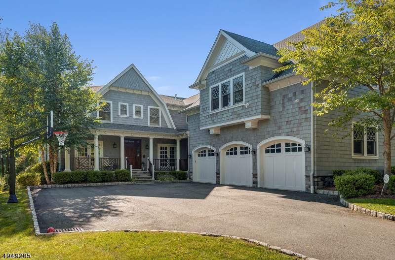 81 Farley Rd - Photo 1