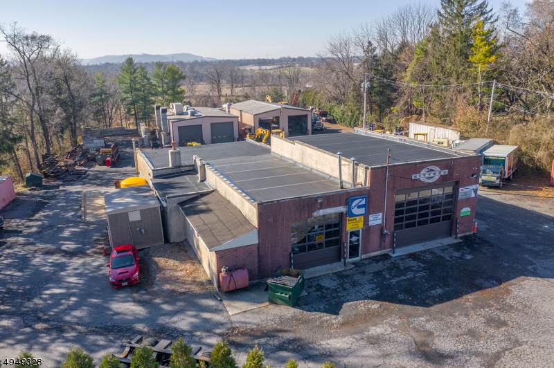 338 Liberty Rd - Photo 1