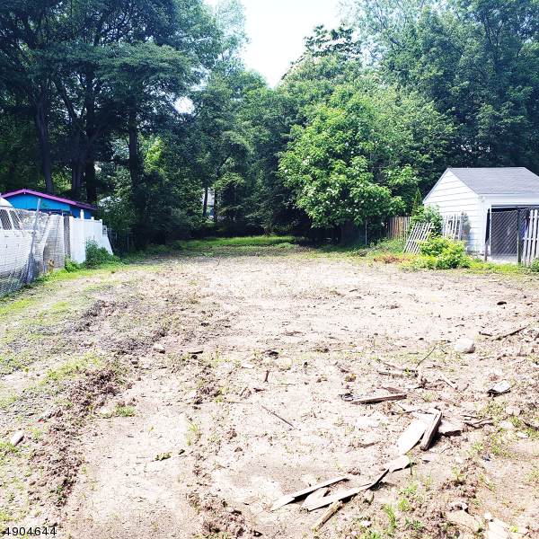 92 Battle Hill Ave - Photo 1