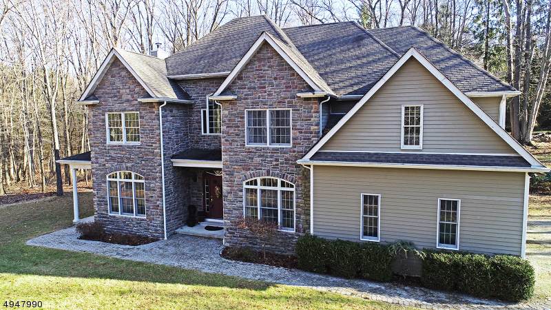 50 Ballantine Rd - Photo 1