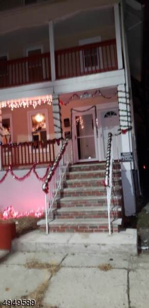 467 Norwood St - Photo 1