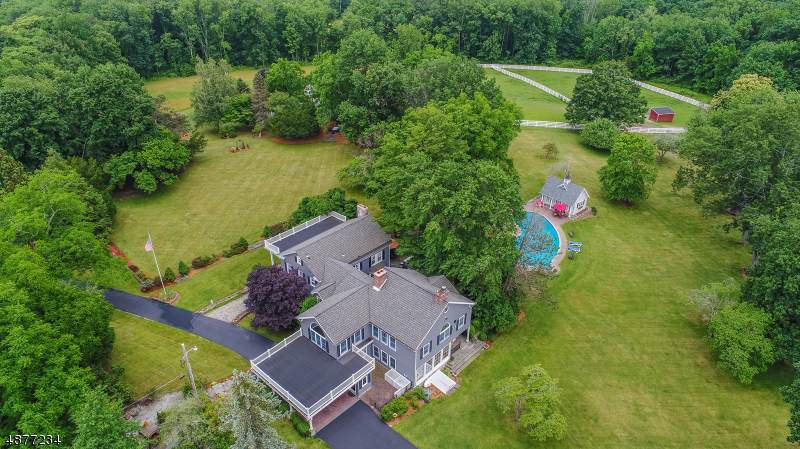 20 Dickson Rd - Photo 1