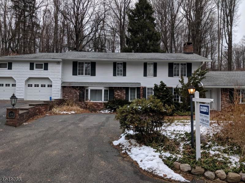24 Cutlass Rd - Photo 1