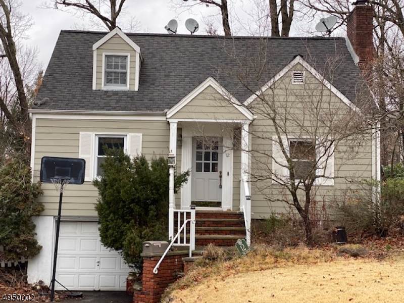 12 Hillside Ter - Photo 1