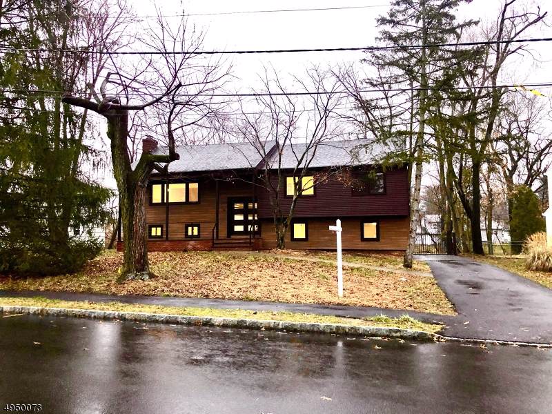 28 Rossmore Ter - Photo 1