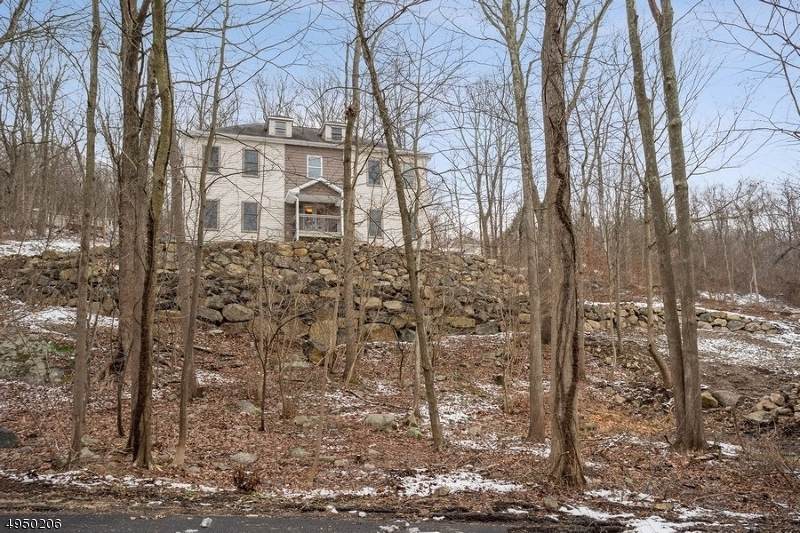 90 Ricker Dr - Photo 1