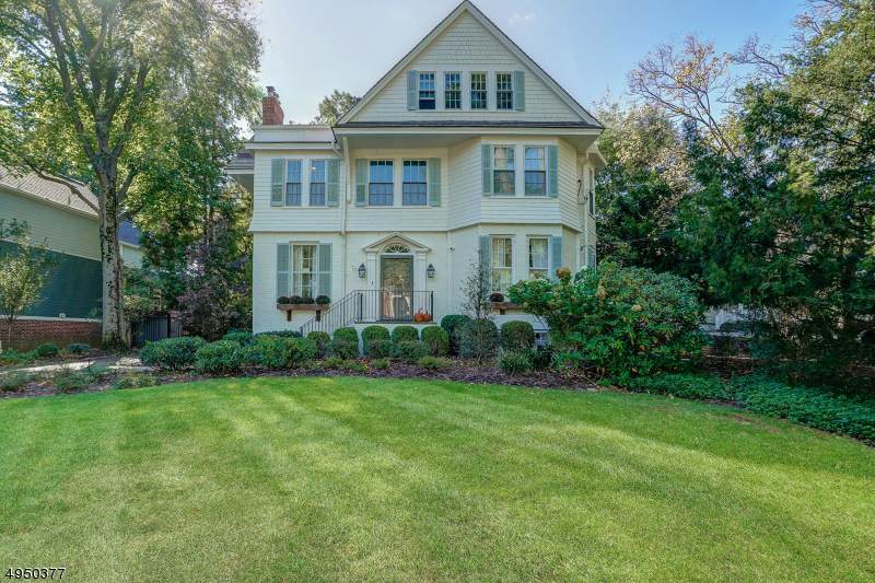 73 Knollwood Rd - Photo 1