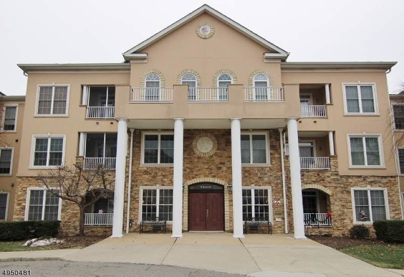 2303 Clinton Ln - Photo 1