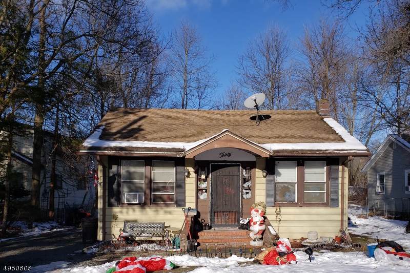 30 Madelyn Ave - Photo 1