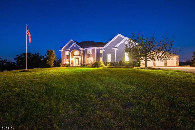 10 Grandview Ln - Photo 1