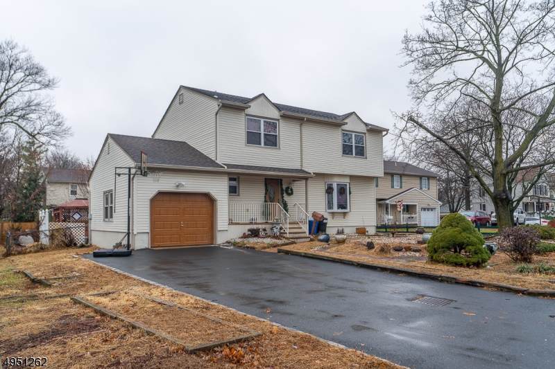 38 Warrenville Rd - Photo 1