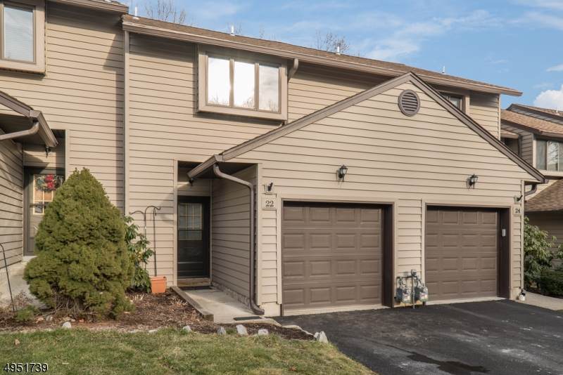 22 Eagle Dr - Photo 1