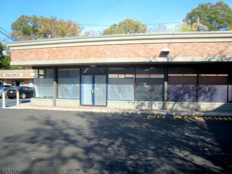 504 S Livingston Ave - Photo 1
