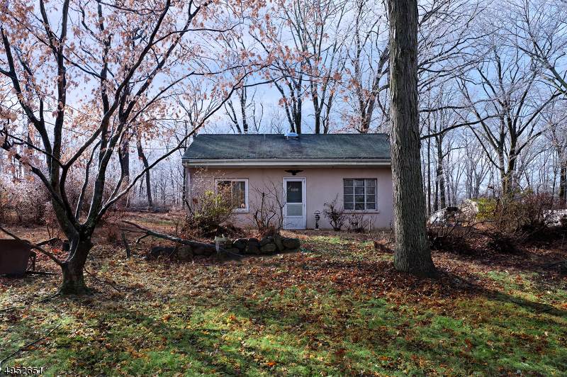 211 Rosemont Ringoes Rd - Photo 1 211 Rosemont Ringoes Rd - Photo 1