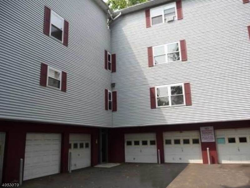51 Smith St - Photo 1