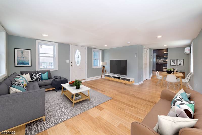 49 Harrison St - Photo 1