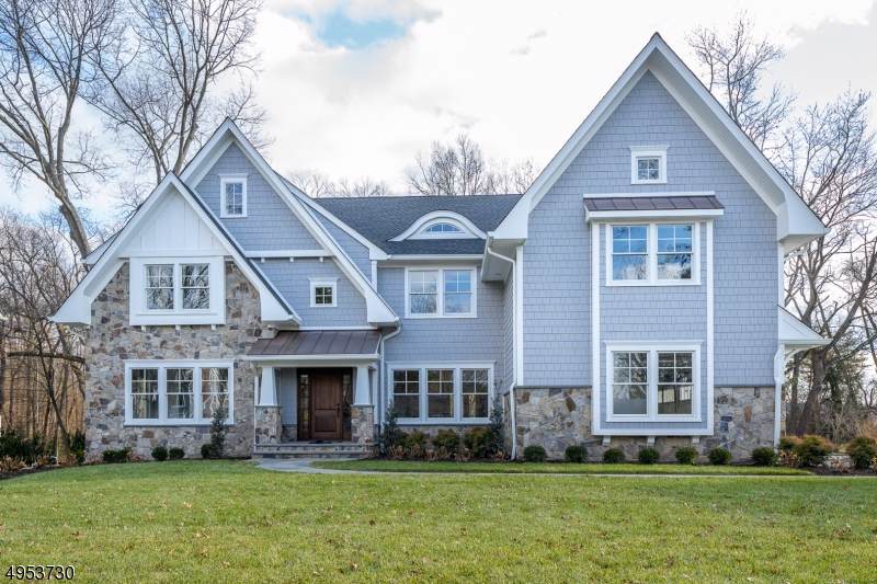 17 Rolling Hill Dr - Photo 1