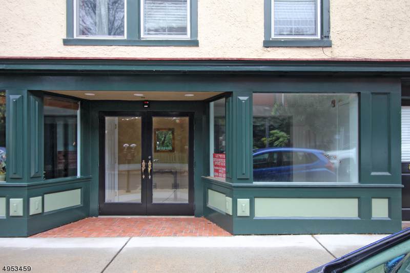 63 Coryell St - Photo 1