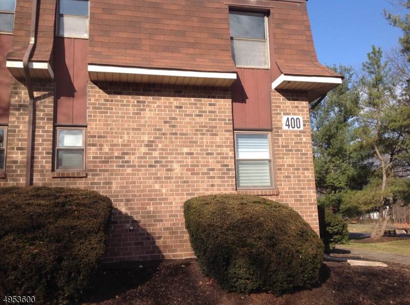 402 Westminster Pl - Photo 1