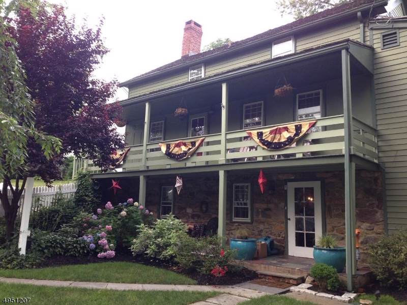 42 Main St - Photo 1