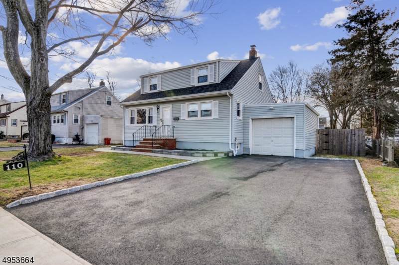 110 Martin Dr - Photo 1
