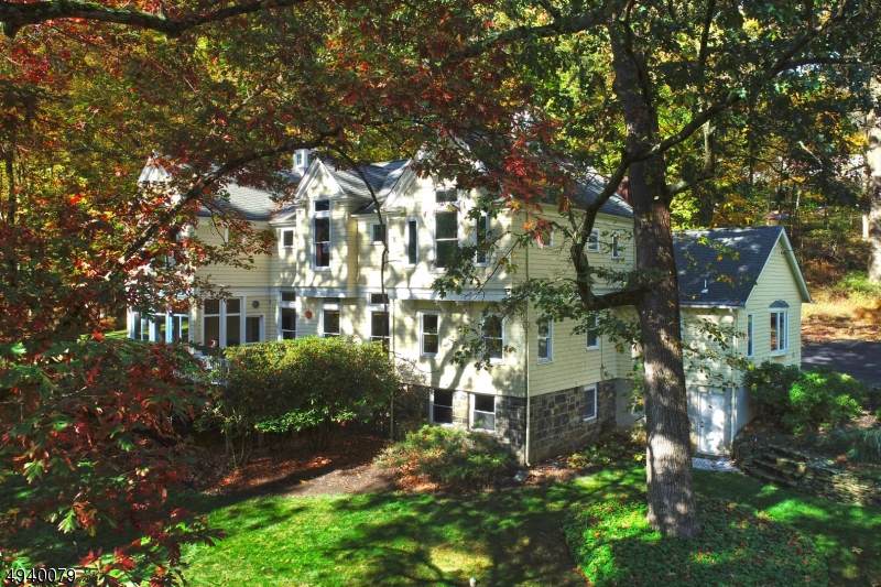 11 Egbert Avenue - Photo 1