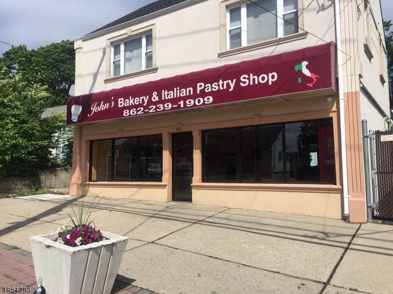 181 Union Blvd - Photo 1