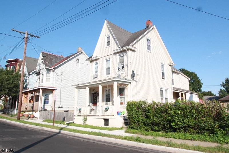 256 Heckman St - Photo 1