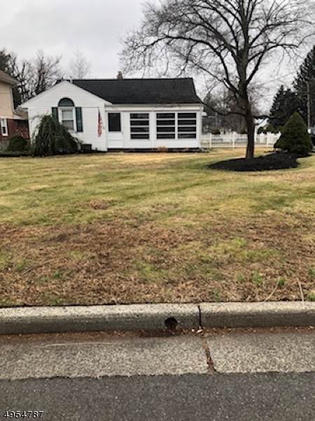 1600 Kenyon Ave - Photo 1