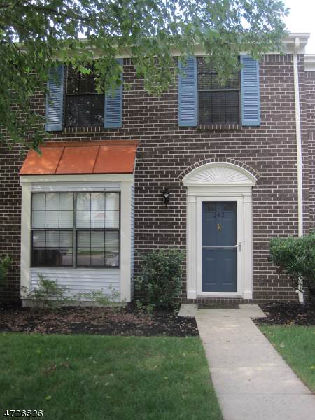 242 Penns Way - Photo 1