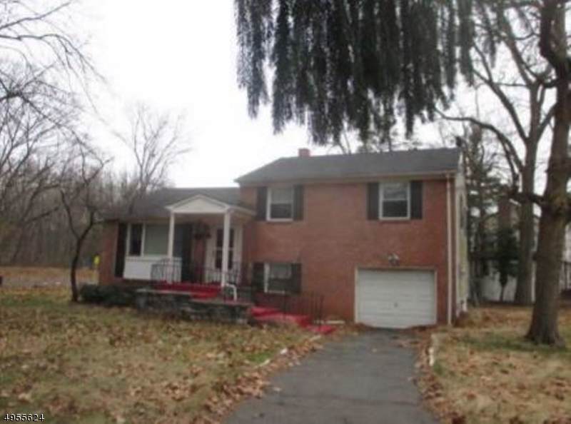 1 Venetia Ave - Photo 1