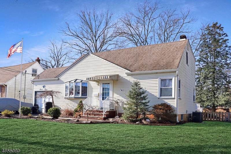 760 Beverly Rd - Photo 1