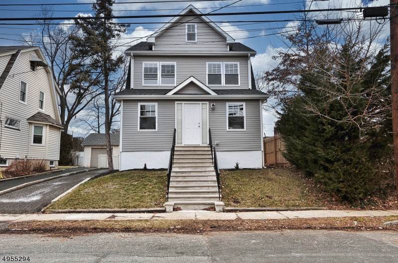 228 Hilton Ave - Photo 1