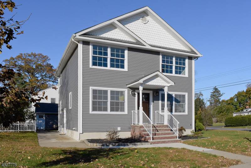 40 W Franklin Ave - Photo 1