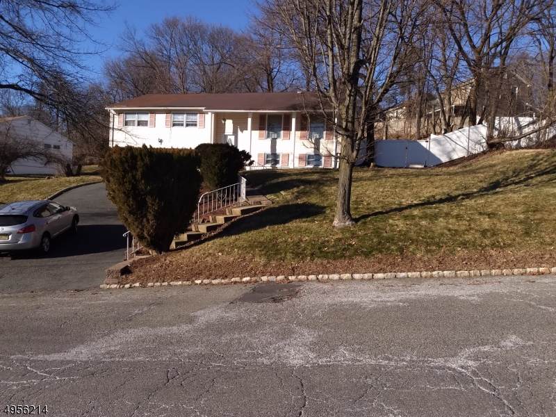 3 Skyline Dr - Photo 1