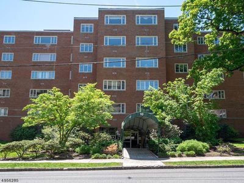 10 Euclid Ave - Photo 1