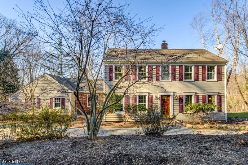 3 White Oak Dr - Photo 1