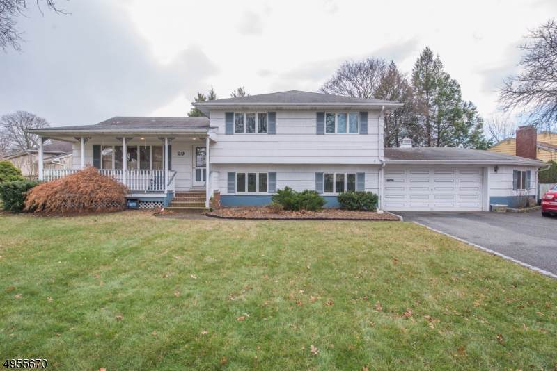 29 Cadmus Pl - Photo 1