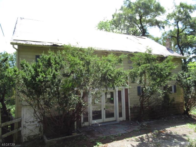 996 Greenville Rd - Photo 1