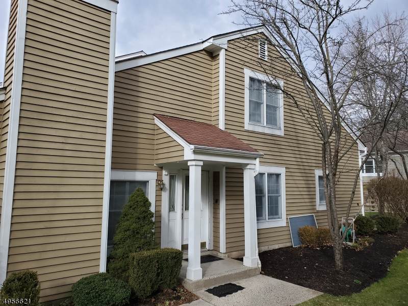 18 Exeter Rd - Photo 1