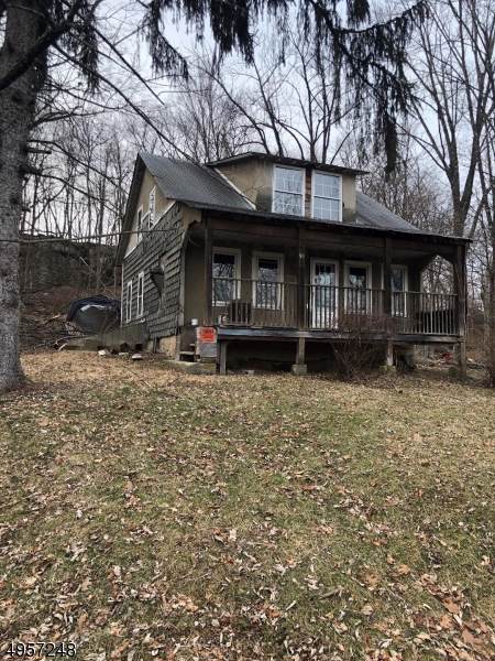 91 Mount View St - Photo 1