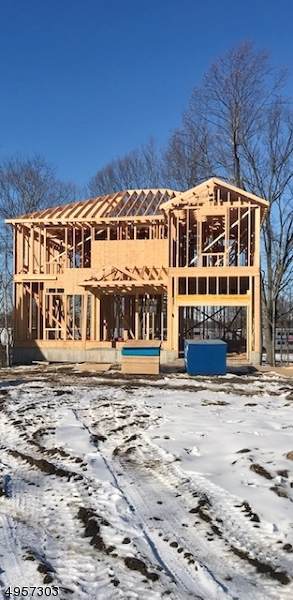 65 Railroad Ave - Photo 1