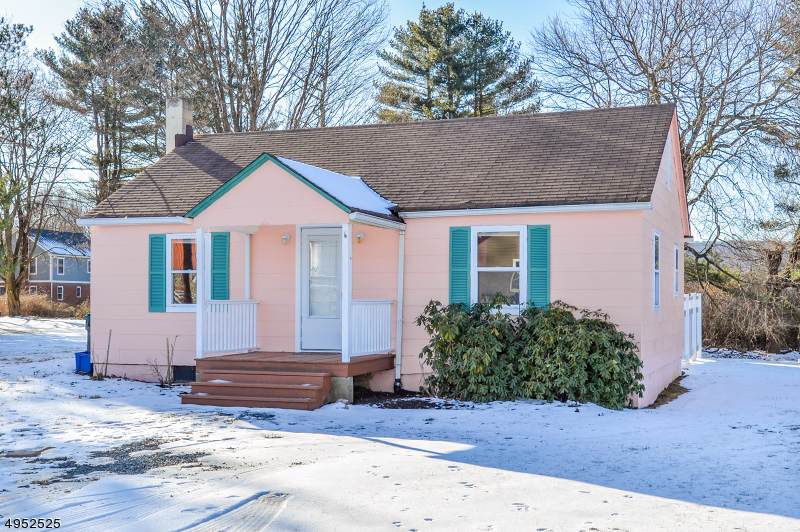6 Clarks Ln - Photo 1