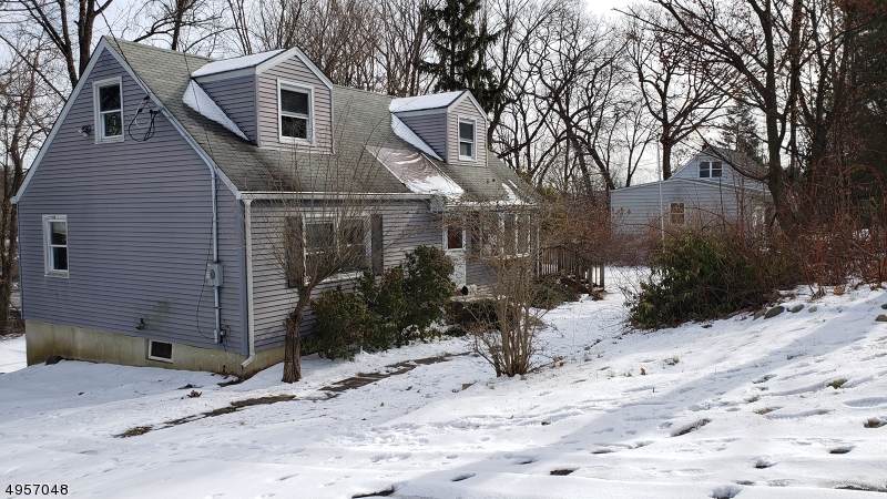 160 Hillside Dr - Photo 1