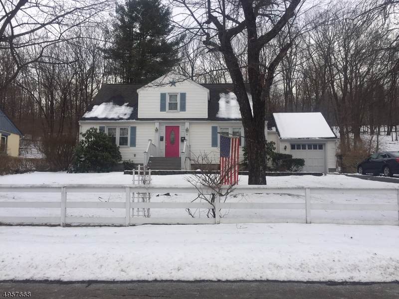 49 Hillside Ter - Photo 1