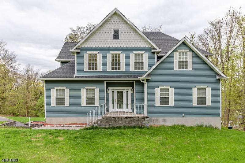 49 Greenhill Rd - Photo 1