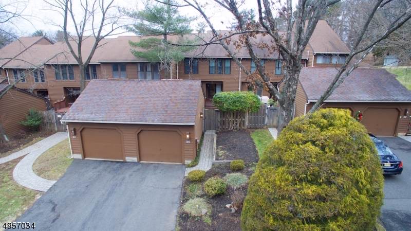 35 Giggleswick Way - Photo 1