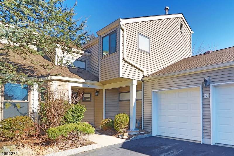 9 Venturi Ct - Photo 1
